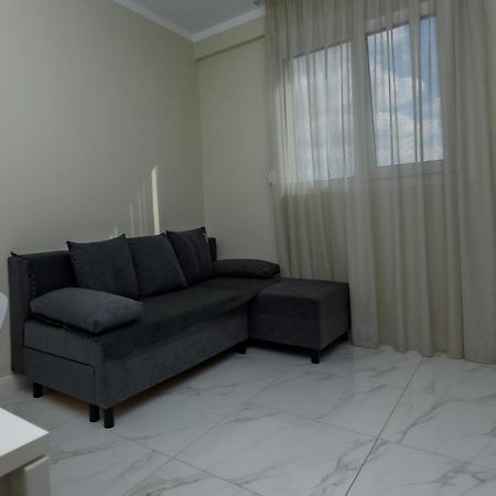 Olive 301 Apartamento Peraía Exterior foto