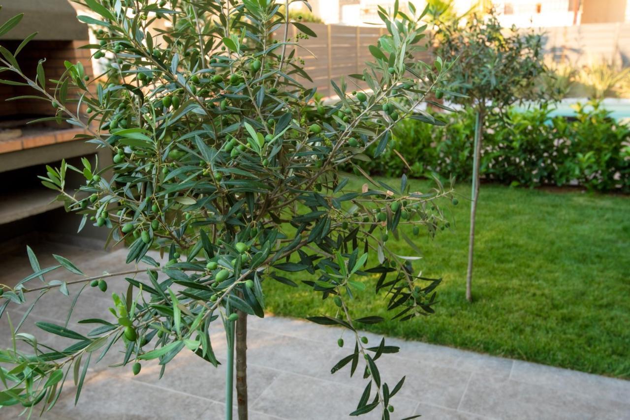 Olive 301 Apartamento Peraía Exterior foto